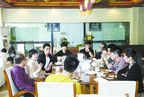 刘捷与民营企业家代表共进早餐 新年首场“早餐会”都谈了些什么？