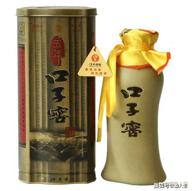 徽酒“探花”口子窖：与前两名收入差距拉大，业绩蓄水池持续“收缩”