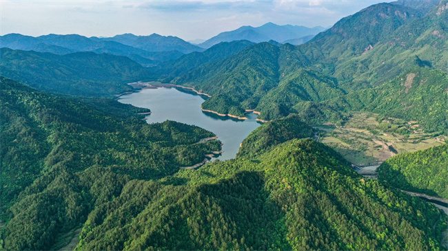 国家公园携手世界冠军绽放生态华章：武夷山国家公园