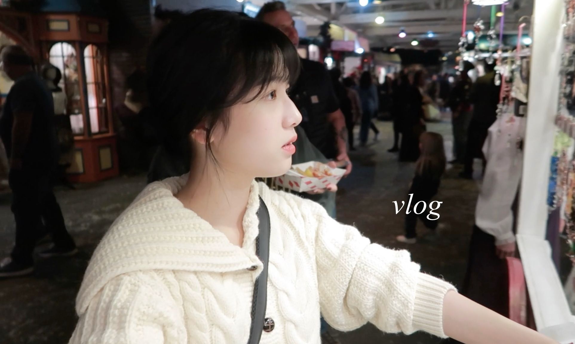 Vlog丨跨越半世纪的“人鹿情长”