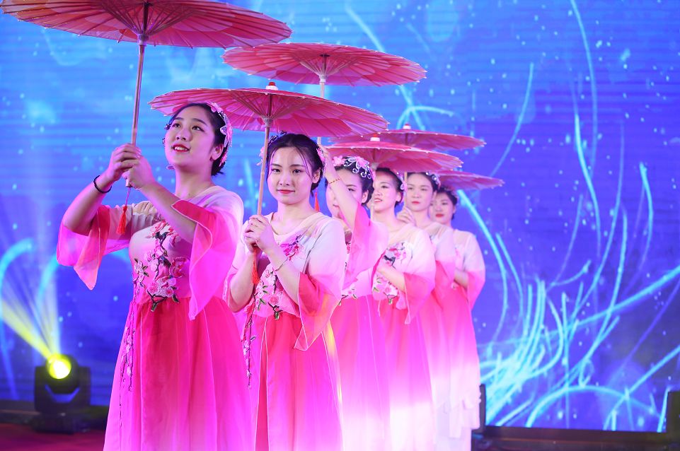 互联中国公益行动|朝夕守护系列访谈·数字时代的温暖对话