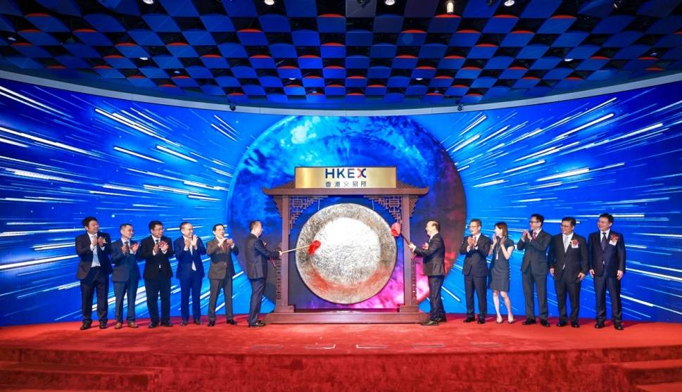 宁德时代：参与投资的泽远基金规模增加至101.28亿元